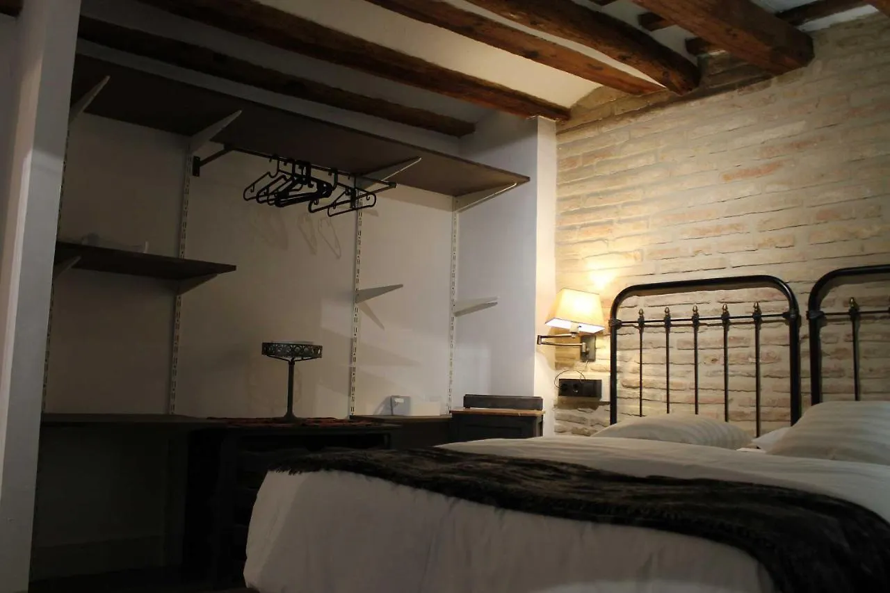 Hostal Ca La Mum Tivissa 0*,  España